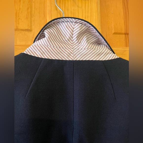 Talbot’s Wool Blend Navy Blazer Size 12P Lined Gold Buttons Classic Preppy - Picture 4 of 13